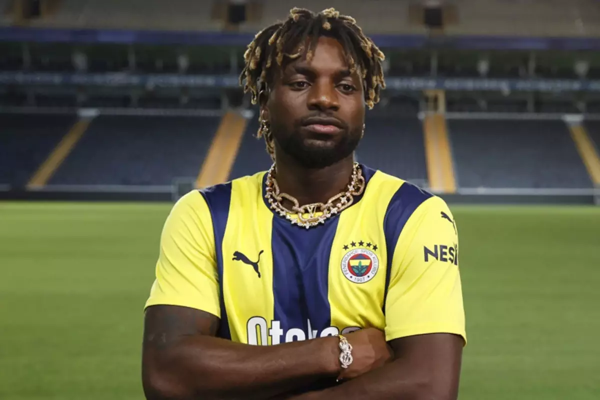 Allan Saint-Maximin bir daha Fenerbahçe forması giyemeyecek