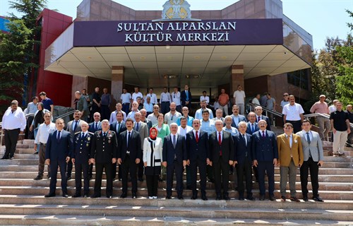 Konya’da 1137 Muhtara Yönelik Eğitim Programı Başladı
