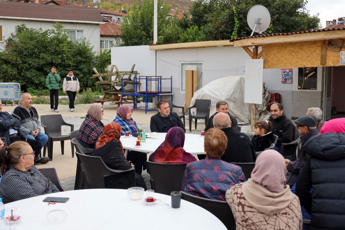 VALİMİZ SAYIN FAİK OKTAY SÖZER’ DEN KÜPLÜ KÖYÜ’NDE VATANDAŞLARLA BULUŞTU