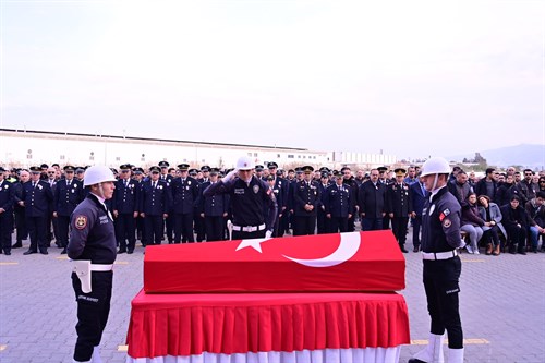 Valimiz Yakup Canbolat Polis Memuru Mazlum Can'ın Cenaze Uğurlama Törenine Katıldı