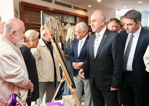 Vali Erol, Altınordu Halk Eğitimi Merkezi ve ORMEK Kursları Yıl Sonu Sergisi Açılışına Katıldı