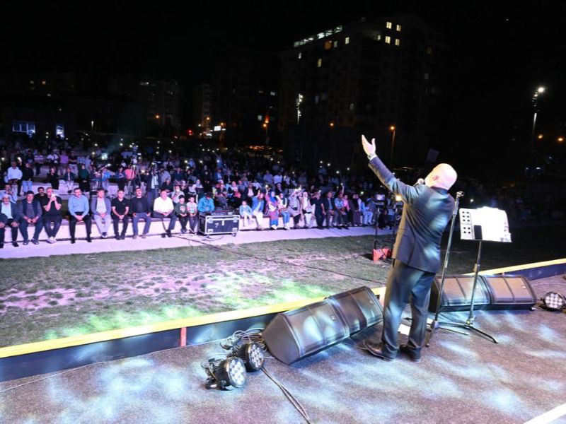 Vali Çiftçi, “Gül Kokulu Naatler” Konserine Katıldı