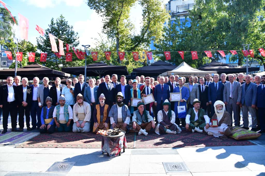 Vali Aziz Yıldırım, 38. Ahilik Haftası Programına Katıldı