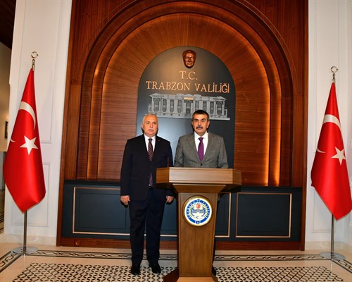 Milli Eğitim Bakanı Yusuf Tekin Trabzon Valiliğini Ziyaret Etti