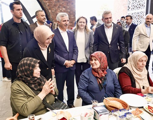 Vali Ünlüer, Anneler Günü’nde Şehit ve Gazi Aileleriyle Buluştu