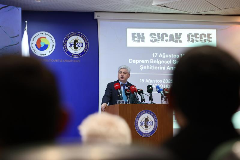 Vali Doğan "17 Ağustos 1999 Deprem Belgeseli Galası ve Deprem Şehitlerini Anma Programı"na Katıldı