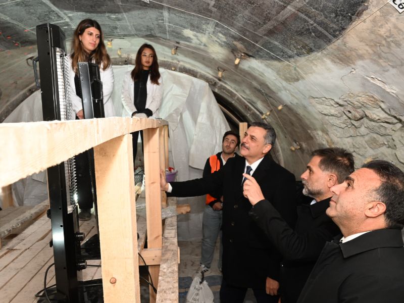 Vali Mustafa Çiftçi, Restorasyonu Devam Eden Erzurum Fetih Camii’nde İncelemelerde Bulundu