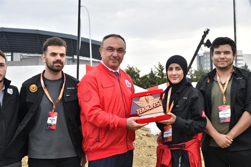 TEKNOFEST İnsansız Kara Aracı Yarışması Ödül Töreni Düzenlendi