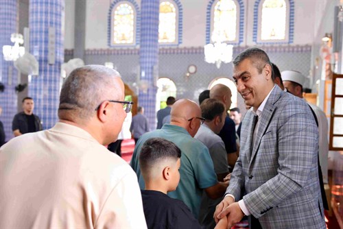 VALİMİZ SAYIN ATİLLA TOROS, KURBAN BAYRAMI NAMAZINI HZ. MİKDAT (MUĞDAT) CAMİİ’NDE EDA ETTİ