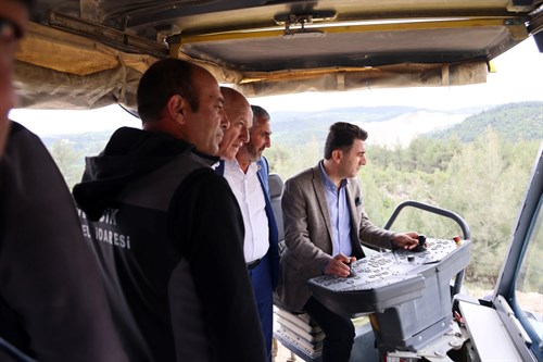 ÇUKURÖREN KÖYÜ YOLU TOZDAN KURTULUYOR