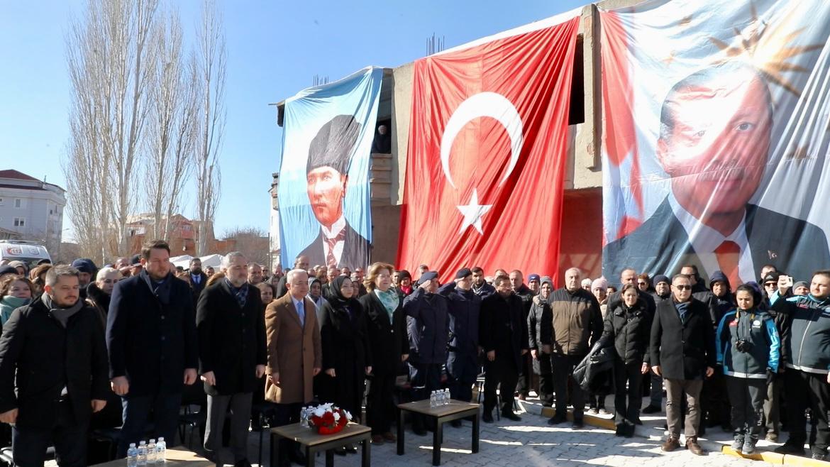 Sağlık alanındaki gücümüzü Sağlıklı Türkiye YüzYılı'na taşımaya devam ediyoruz...