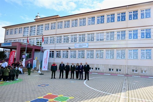 Vali Turan, 16 Ekim Dünya Gıda Günü etkinlikleri kapsamında düzenlenen programa katıldı…