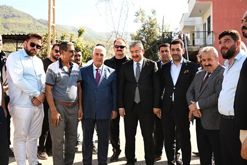 Vali Yılmaz, İl Özel İdaresi'ne Alınan Sondaj Makinesi ile Kayalı Köyünde Yapılan İlk Sondaj Çalışmalarını Yerinde İnceledi