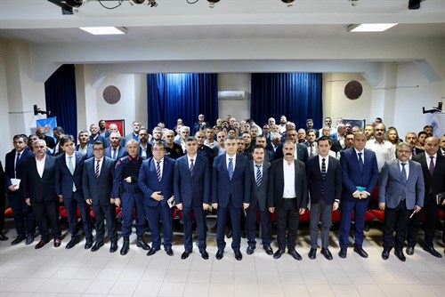 VALİMİZ SAYIN ATİLLA TOROS, AKDENİZ İLÇESİ MAHALLE MUHTARLARI İLE BİR ARAYA GELDİ