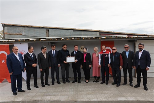 Sayın Valimizden, ari işletme statüsü kazanma sürecini başarıyla tamamlayan işletmeye ziyaret