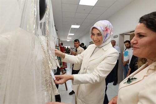 Vali Yiğitbaşı, Olgunlaşma Enstitüsü’nü Ziyaret Etti