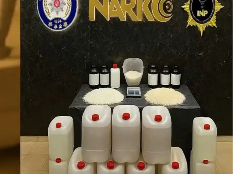 Bakanımız Sayın Ali Yerlikaya: ''İstanbul’da Düzenlenen Uyuşturucu Operasyonlarında 218 Kilo Metamfetamin Ele Geçirildi''