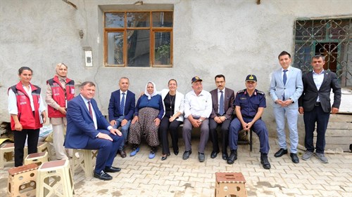 VALİ TÜLAY BAYDAR BİLGİHAN’DAN ŞEHİT AİLESİ VE GAZİYE ANLAMLI ZİYARET