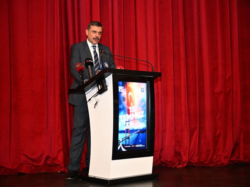 Vali Mustafa Çiftçi, “Darbe Kafası” Filminin İlk Gösterimine Katıldı