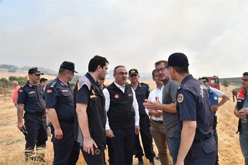 Vali Soytürk Yangın Söndürme Çalışmalarını Koordine Etti