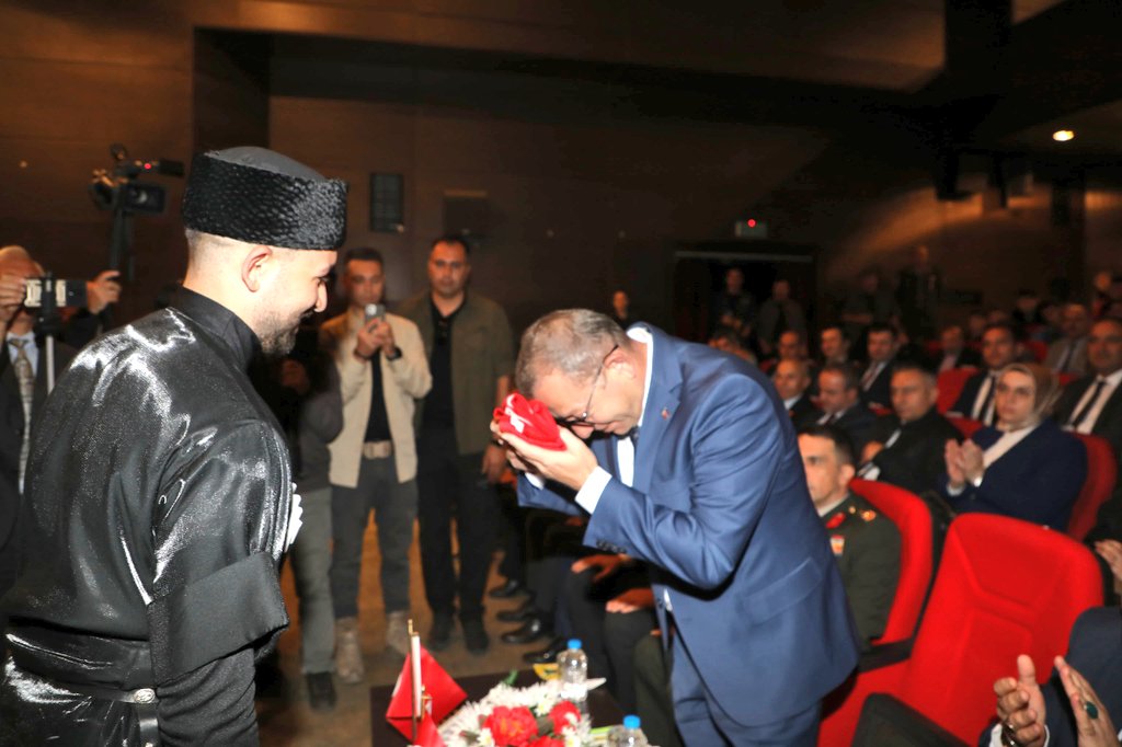 Hoş Gelişler Ola Mustafa Kemal Paşa…101’inci Yıl…