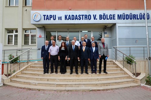 Valimiz İbrahim Akın, Konya Tapu ve Kadastro V. Bölge Müdürlüğünü Ziyaret Etti