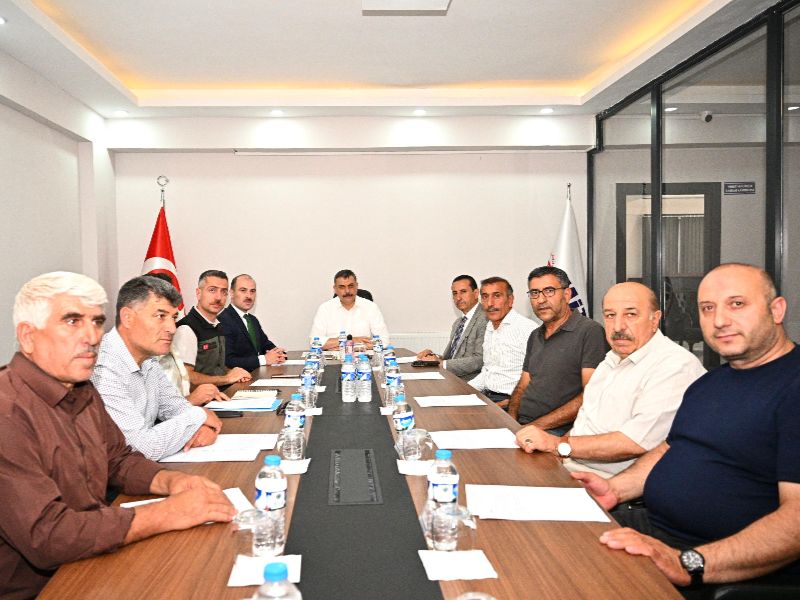Vali Mustafa Çiftçi, Oltu OSB Müteşebbis Heyeti Toplantısı’na Başkanlık Etti