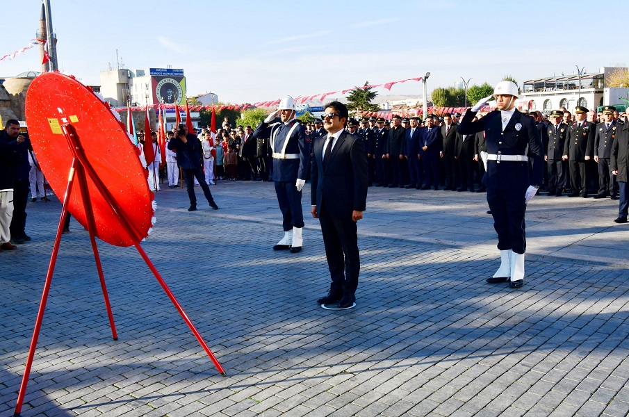 Gazi Mustafa Kemal Atatürk'ü Saygı ve Minnetle Anıyoruz