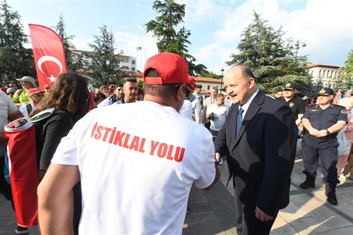 Atatürk ve İstiklal Yolu Yürüyüşü Tamamlandı