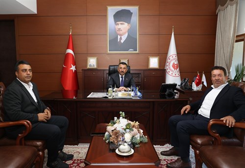 Vali Osman Hacıbektaşoğlu, Kdz. Ereğli Tepeköy Muhtarı Kamil Arıcı’yı Kabul Etti