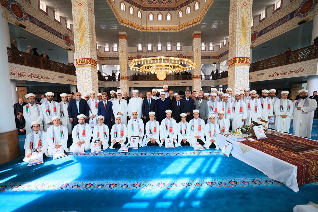 Valimiz Sayın Dr. İdris Akbıyık, Muğla İl Müftülüğü Tarafından Ali Rıza Hakses Camii’nde Düzenlenen ‘Hafızlık İcazet Merasimi’ Etkinliğine Katıldı