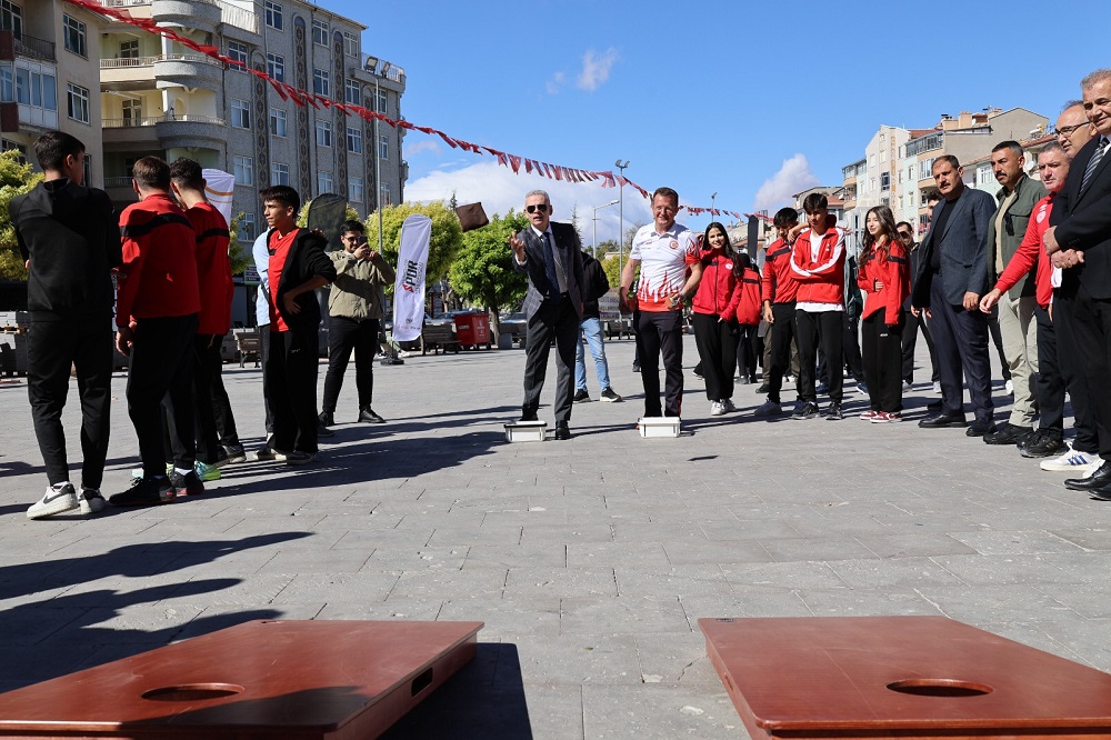 Karaman’da Amatör Spor Haftası Etkinlikleri Başladı