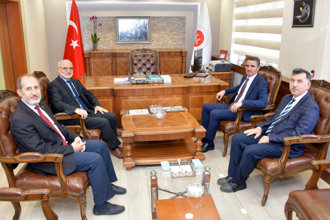 Valimiz Aydın Baruş Camiler ve Din Görevlileri Haftası Dolayısıyla İl Müftülüğünü Ziyaret Etti