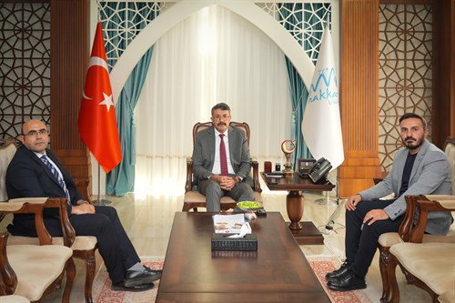 Anadolu Ajansı Bölge Müdürü Cemal Aşan ve A.A. Hakkari Muhabiri Saim Harmancı'dan Vali Çelik'e Ziyaret