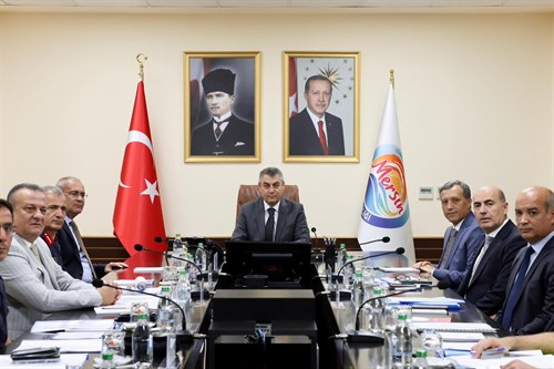 VALİMİZ SAYIN ATİLLA TOROS BAŞKANLIĞINDA, OKUL SERVİSLERİ İLE İLGİLİ TOPLANTI GERÇEKLEŞTİRİLDİ