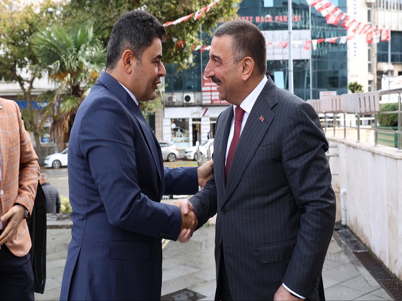 Ulaştırma ve Altyapı Bakan Yardımcısı Osman Boyraz, Vali Osman Hacıbektaşoğlu’nu Ziyaret Etti