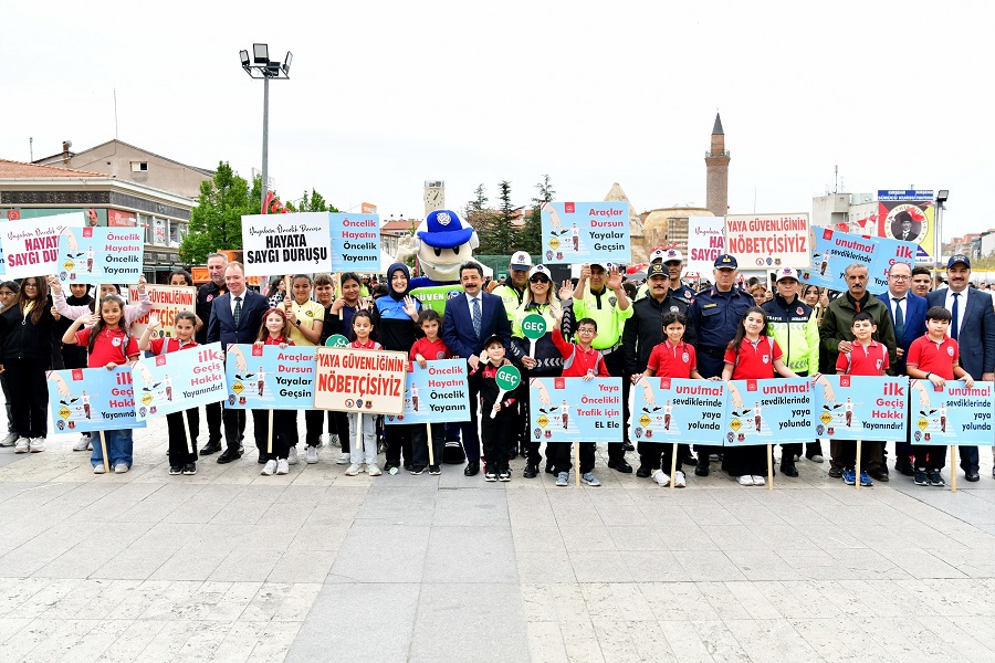 Karayolu Trafik Haftası Kutlanıyor
