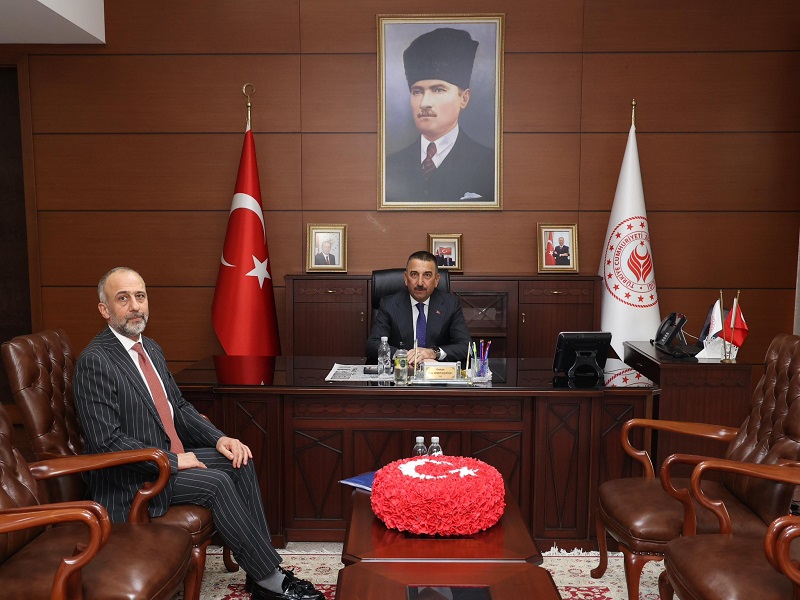 Vali Osman Hacıbektaşoğlu, Zonguldak Ticaret ve Sanayi Odası Başkanı Metin Demir’i Kabul Etti
