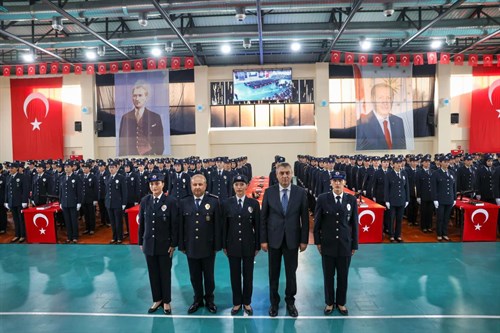 VALİMİZ SAYIN ATİLLA TOROS VE EŞİ DUDU İREM TOROS HANIMEFENDİ, POLİS AKADEMİSİ 31. DÖNEM POMEM MEZUNİYET TÖRENİ'NE KATILDI