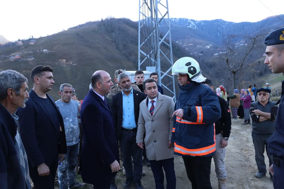 Vali Serdengeçti, Espiye İlçesi Ericek Köyü'nü Ziyaret Etti