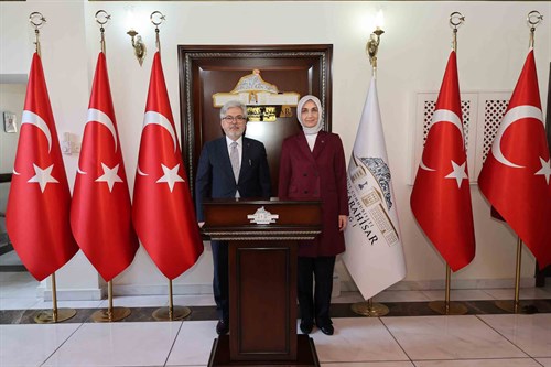 Milli Eğitim Bakan Yardımcısı Yelkenci, Vali Yiğitbaşı’nı Ziyaret Etti