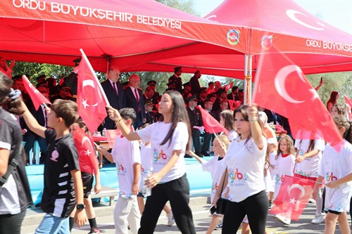 Zafer Bayramı Törenlerle Kutlandı