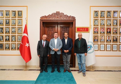 Muhacirkomu Köyü Kalkındırma Derneğinden, Sayın Valimize Ziyaret