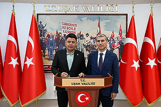 Ulaştırma ve Altyapı Bakan Yardımcısı Osman Boyraz, Vali Dr. Naci Aktaş'ı Ziyaret Etti