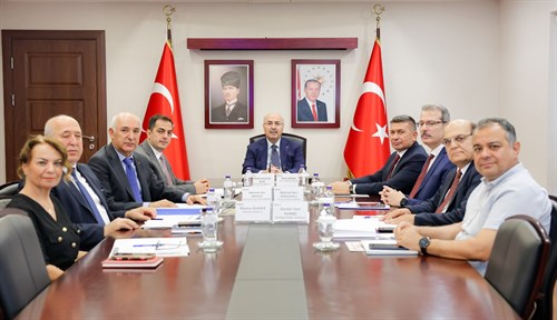 Tavuk Çiftlikleriyle İlgili Değerlendirme Toplantısı Gerçekleştirildi