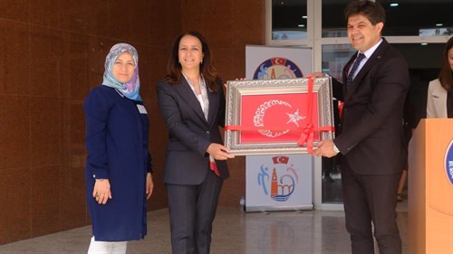 VALİ TÜLAY BAYDAR BİLGİHAN HAYAT BOYU ÖĞRENME HAFTASI SERGİSİ AÇILIŞINA KATILDI