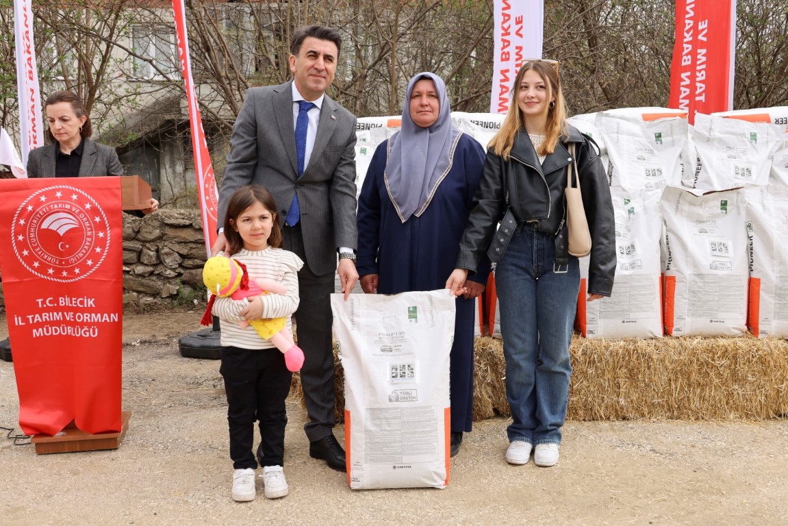 BİRLİKTE ÜRETİMDE 3600 DEKARLIK ALANDA BÖLGEDE İLK ÖRNEK