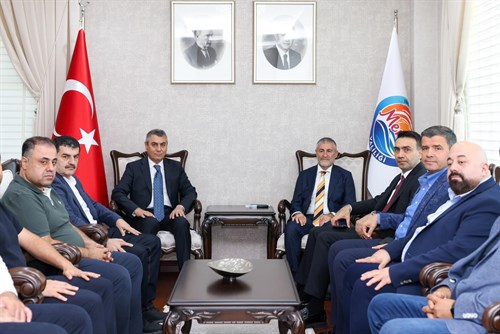 BİR ÖNCEKİ DÖNEM HAZİNE VE MALİYE BAKANI, MERSİN MİLLETVEKİLİ NUREDDİN NEBATİ, VALİMİZ ATİLLA TOROS’U ZİYARET ETTİ