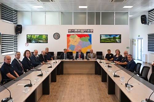 Vali Turan, Kırklareli İl Genel Meclisi’ne ziyarette bulundu…