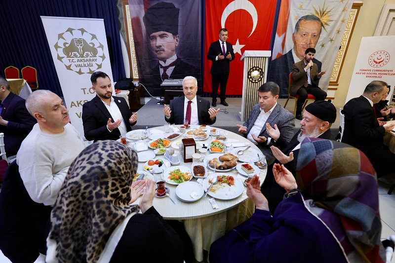 Şehit aileleri, gazi ve yakınları onuruna iftar programı düzenlendi